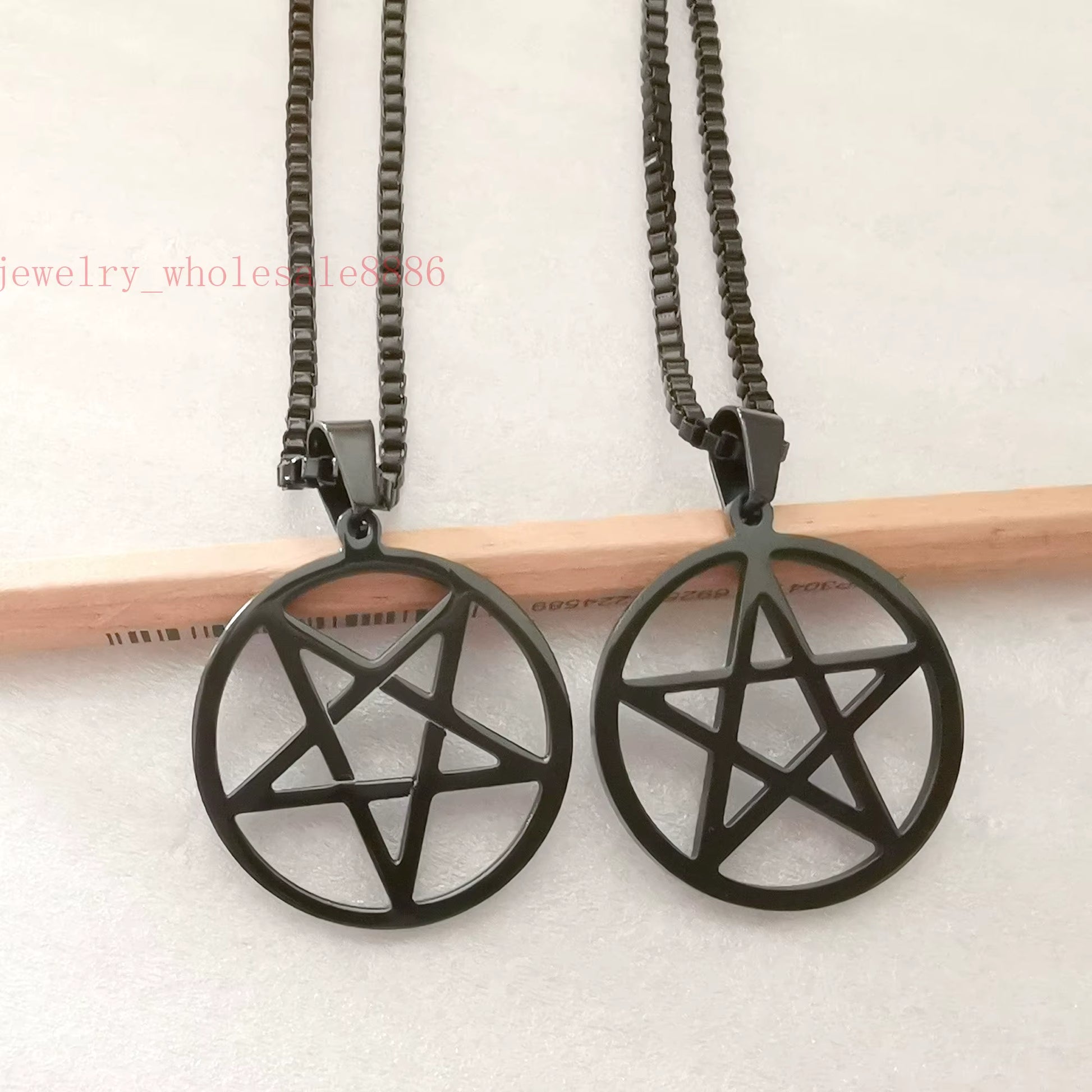 Men Pagan Wicca Inverted Star Pentagram Stainless Steel Pendant Necklace Box Chain 2.4Mm 24''