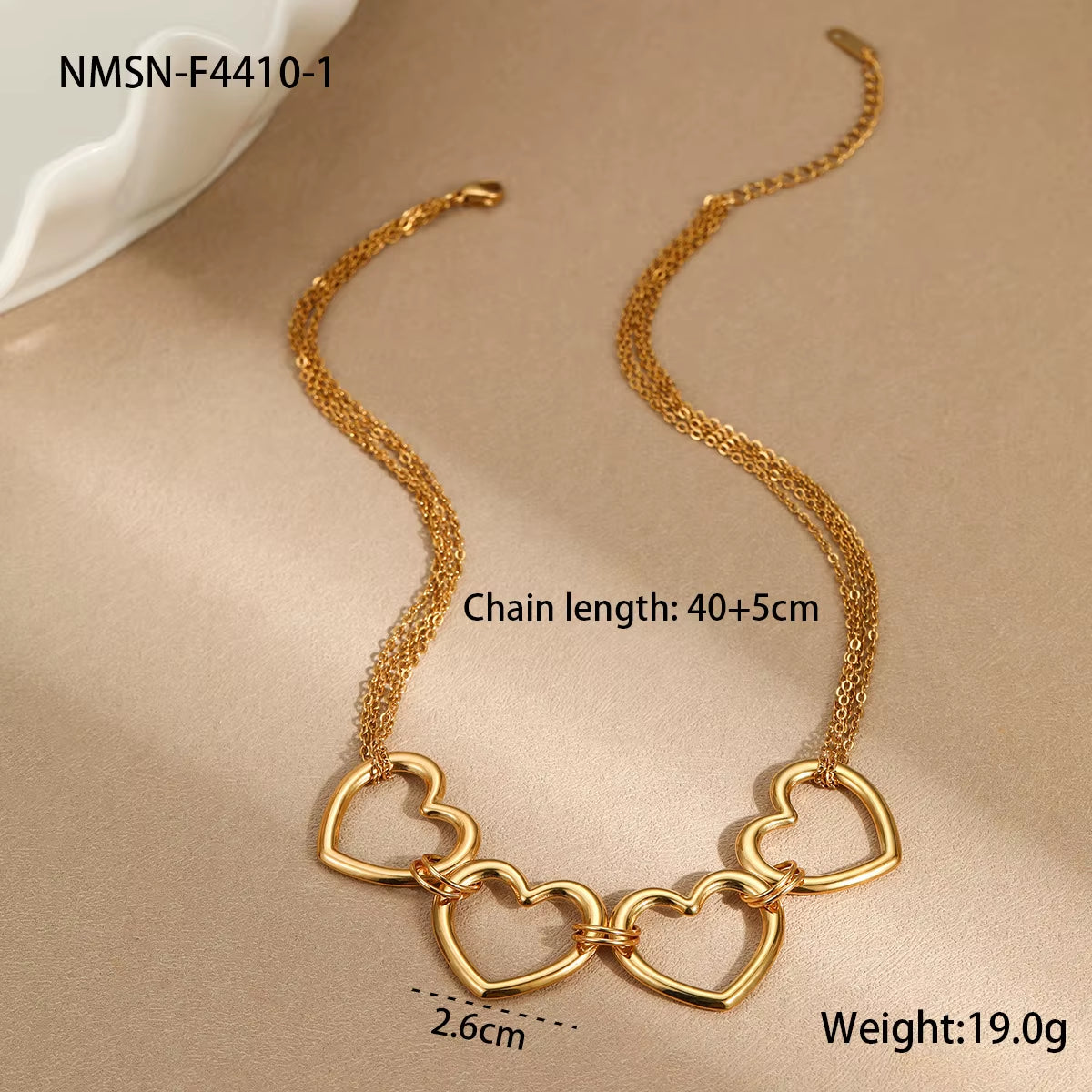 Fashion Hollow Love Pendant Necklace Stainless Steel Necklace Titanium Plated Steel Clavicle Chain