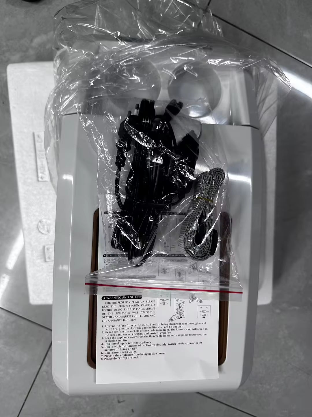 Home AC220V Car DC12V 12L Car Refrigerator Car Home Dual-Use 455X245X295Mm Digital Display Adjustable Temperature Model